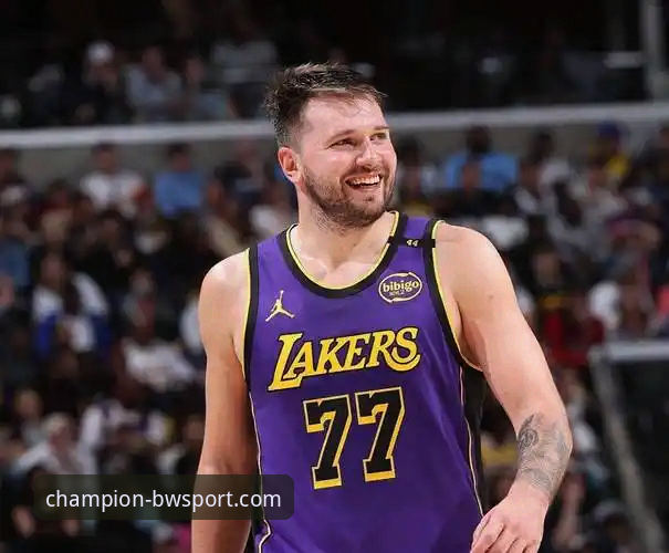 资深评测员分享：从湖人队137-130胜步行者看宝威体育手机版的流畅观赛体验